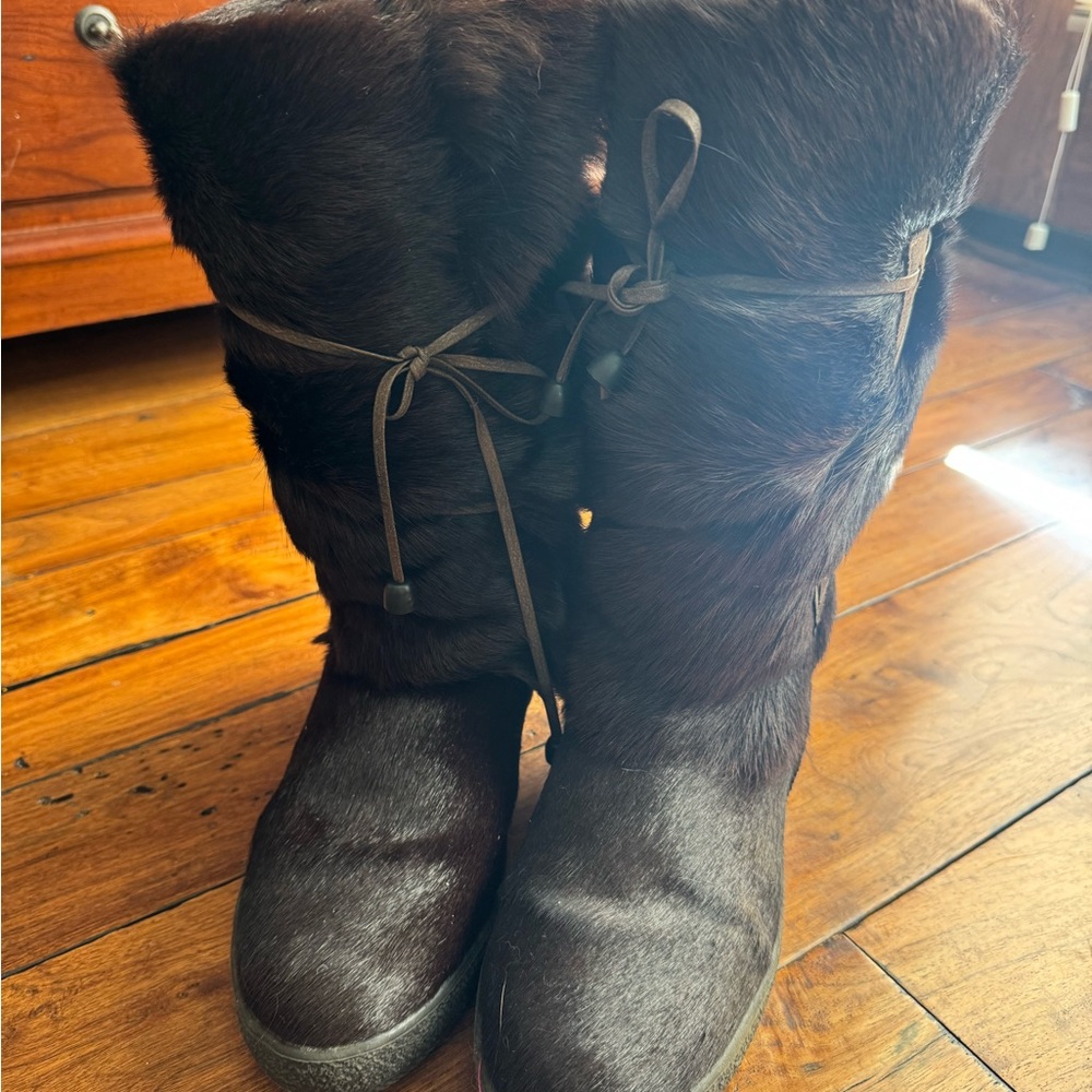Oscar Women's Black Winter Boots - Picture 2 of 5
